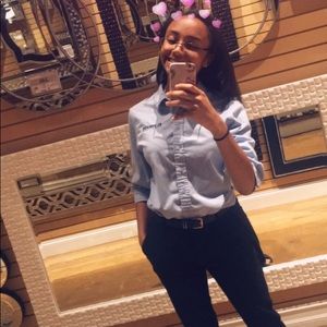 Meet your Posher, Samantha